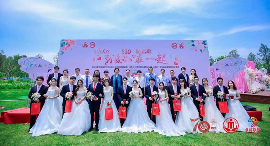 上海迎来疫情防控期间结婚登记高峰日,各婚姻登记机构多措并举为民服务