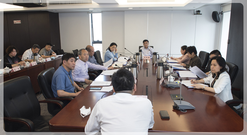 市民政局局长办公会议特邀三位嘉宾,政府部门与公众代表共同研究相关社会救助标准调整