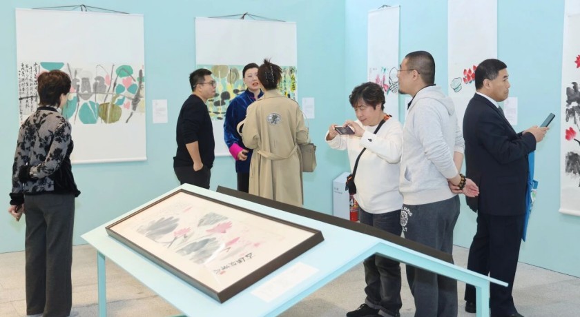 “来自星星的孩子”心里到底装着什么？看了这场诗画展你就懂了