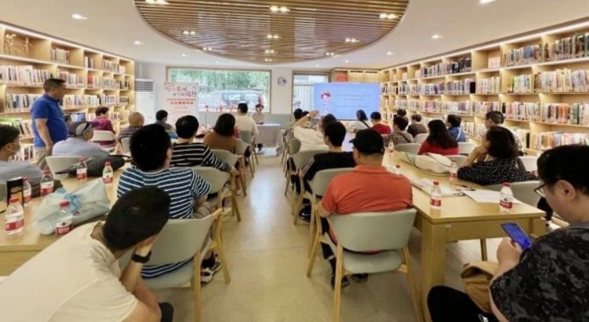“患者康复+家庭赋能”：普陀区让他们重燃生活希望