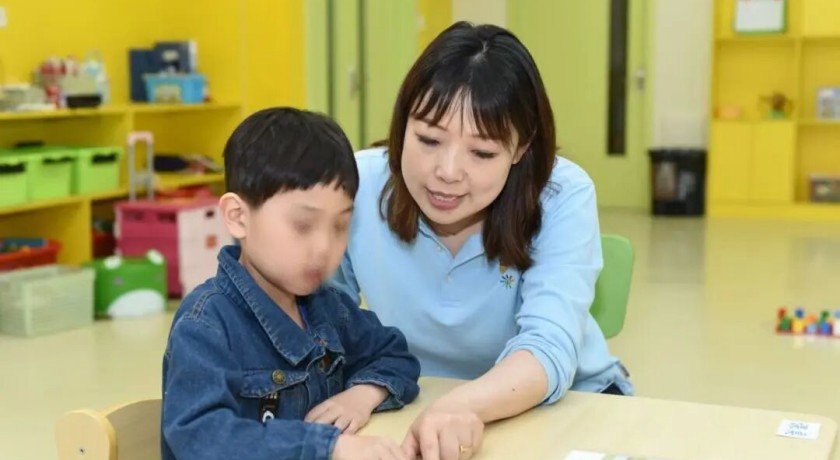 一个没有发明专利的语文老师不是好的民政干部