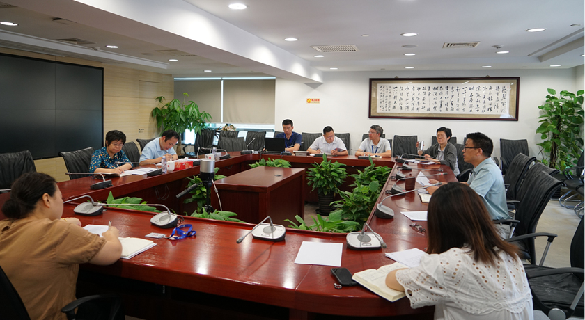 梅哲副局长赴市福彩中心调研新游戏上市准备工作