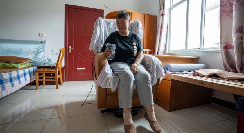这根拉绳，是爸妈不用麻烦子女也能守住晚年安全的“底气”