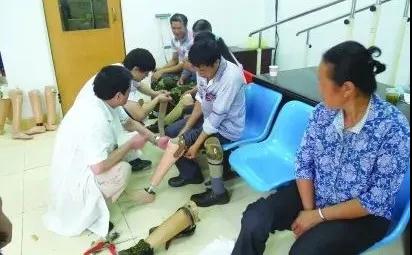 脱贫攻坚-1.jpg