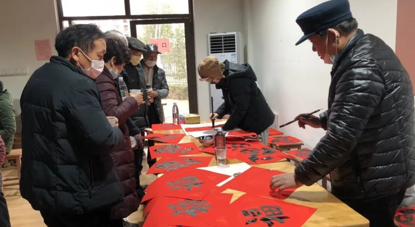 从“农家小院”到“社区大院”,金山卫镇为老服务持续升级!