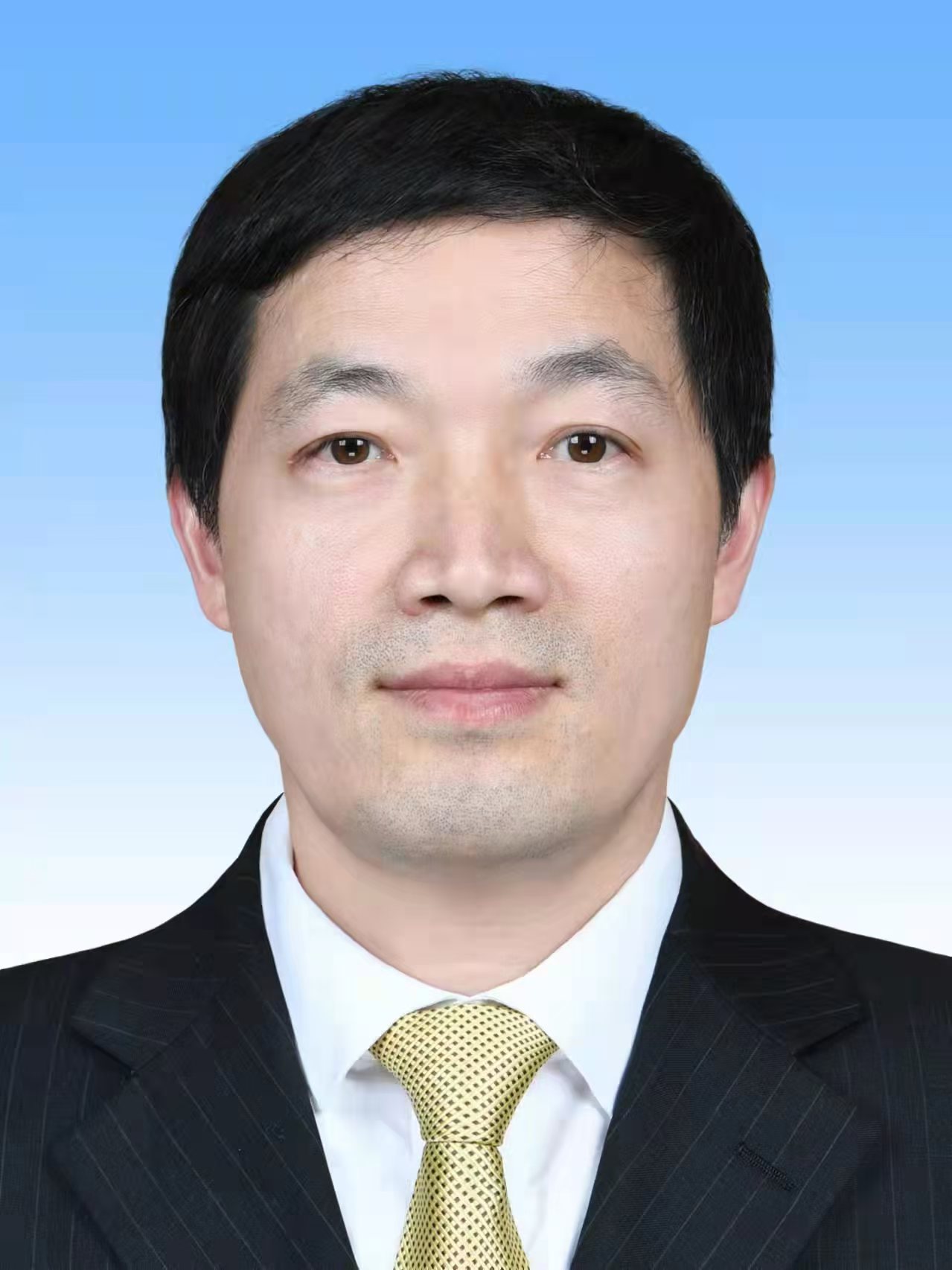 范传伟