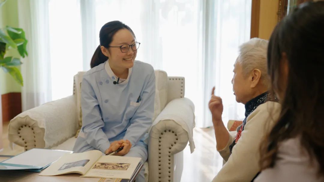 民政领军人才风采｜赵琼琼：用青春和智慧守护长者稳稳的幸福.jpg