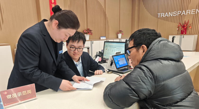 “天都要塌了”到“报销一大半”，他只打了一通电话